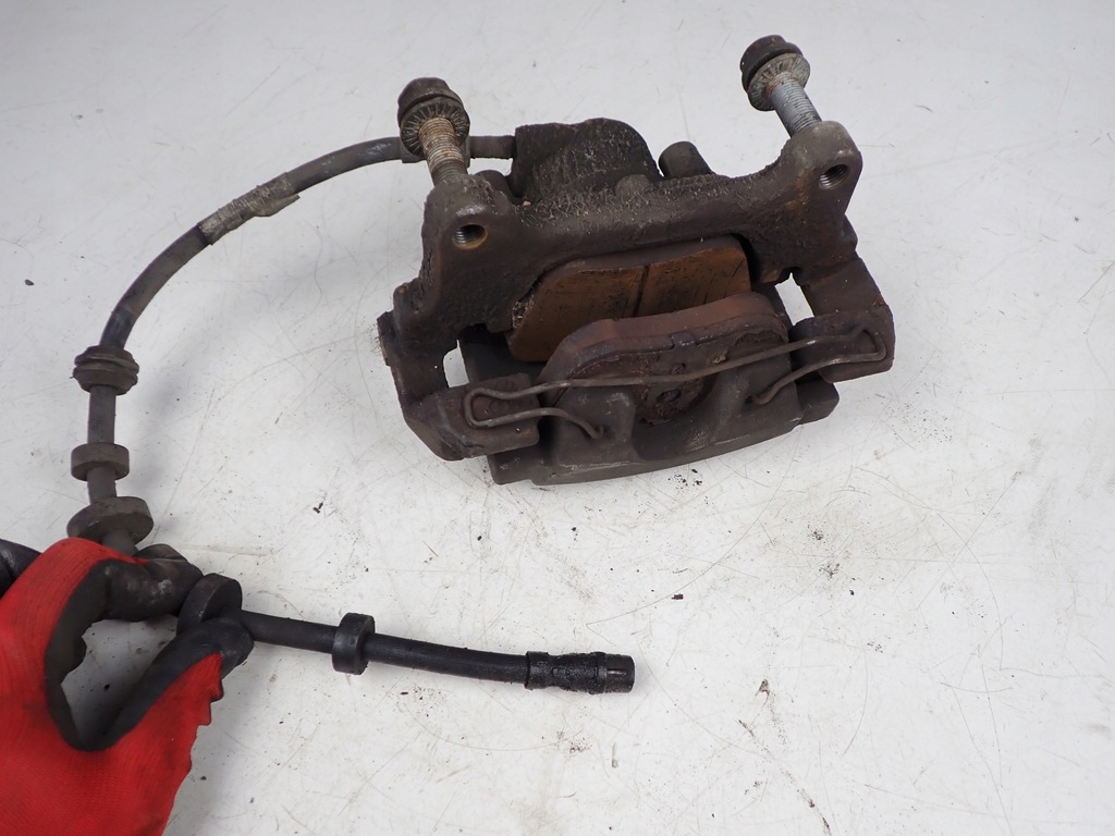 фото №1, Суппорт правый перед audi a5 8t sportback