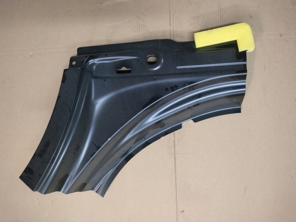 фото №1, Новый оригинальный номер mercedes b klasa w247 левый порог задняя оригинал