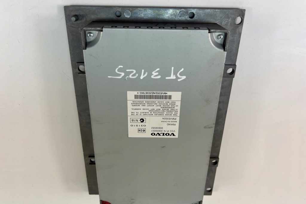 фото №1, Підсилювач volvo v50 mw 30659551 2008