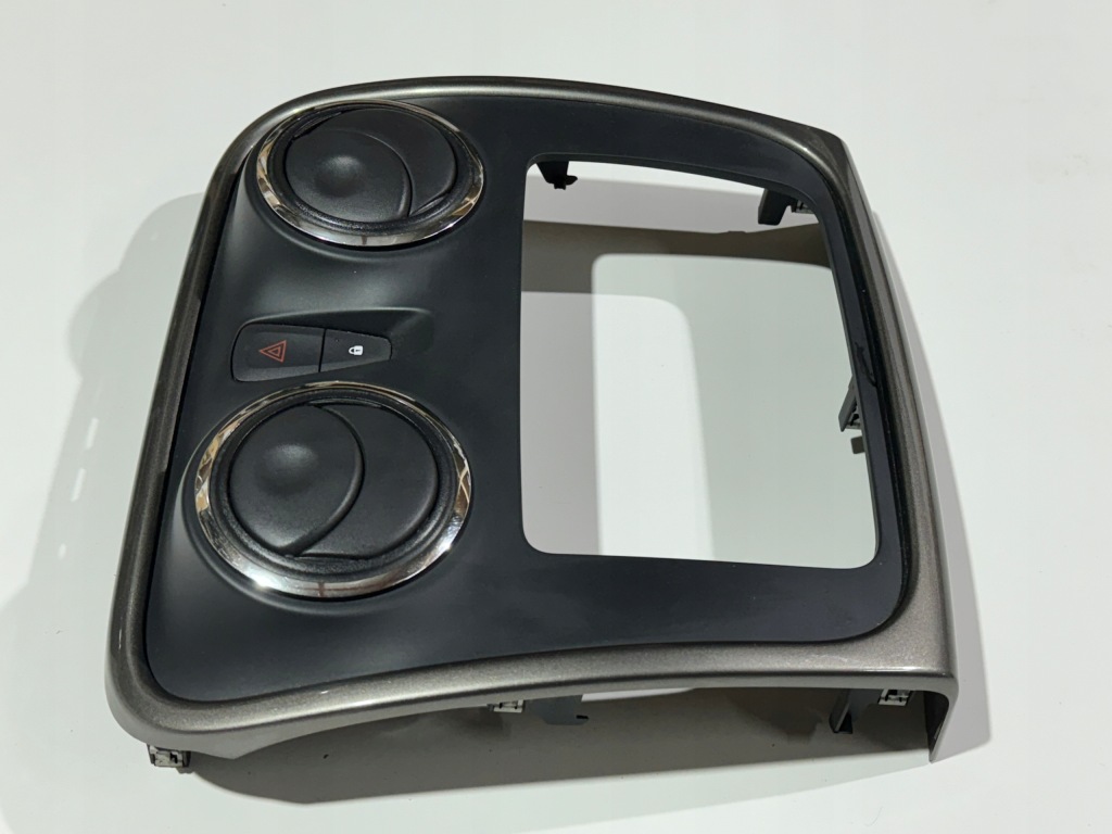 фото №3, Dacia sandero ii рамка решётки обдув