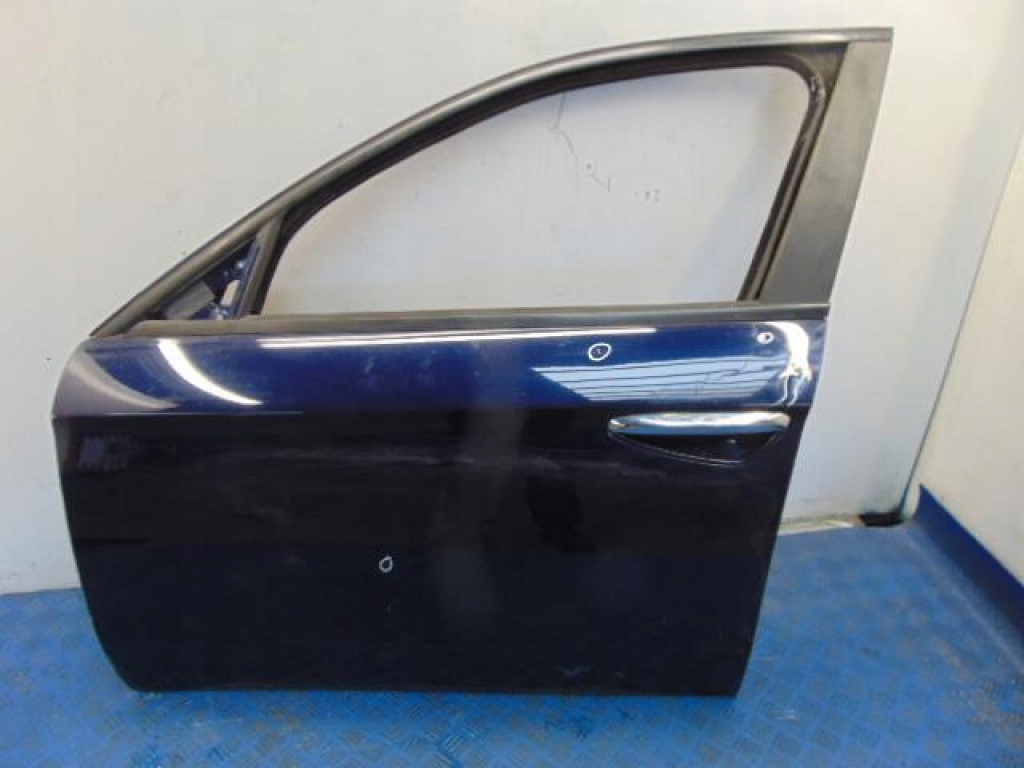 Купить Alfa romeo 159 дверь левый перед