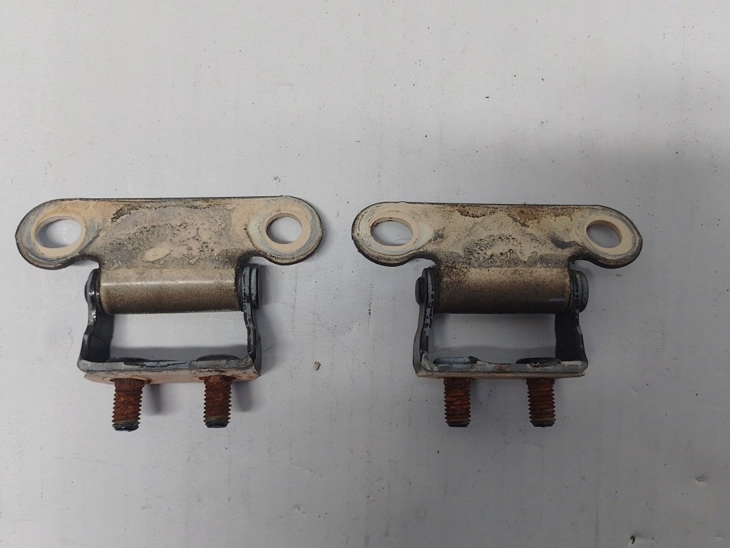 фото №3, Петли крышки багажника toyota prius ii