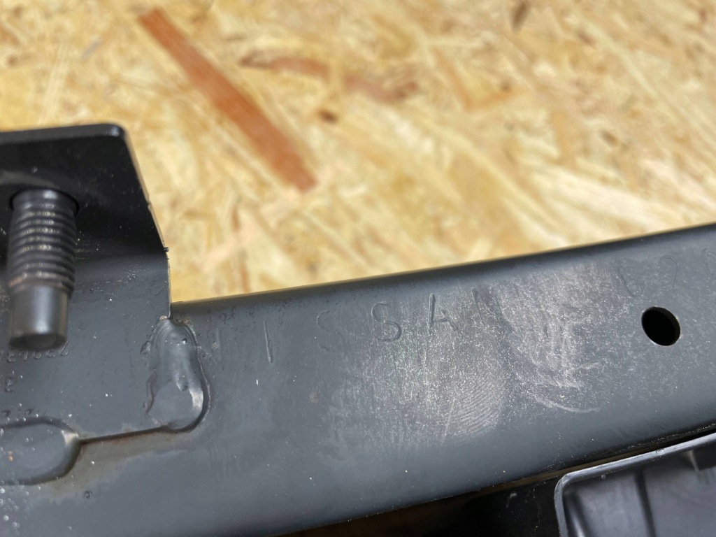 Балка бампера перед передняя абсорбер nissan juke 2 f16 62030-6pa7a 2019- Недорого