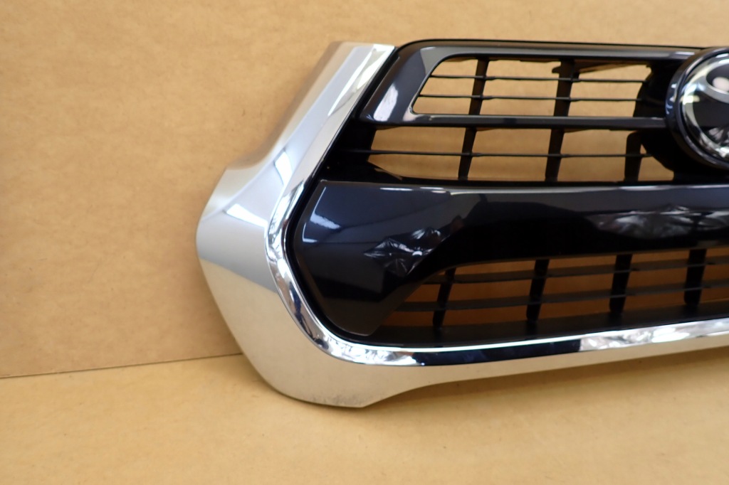 фото №7, Toyota hilux viii lift 20- решётка радиатора решётка радиатора бампера радар 53110kbb0 9097502159