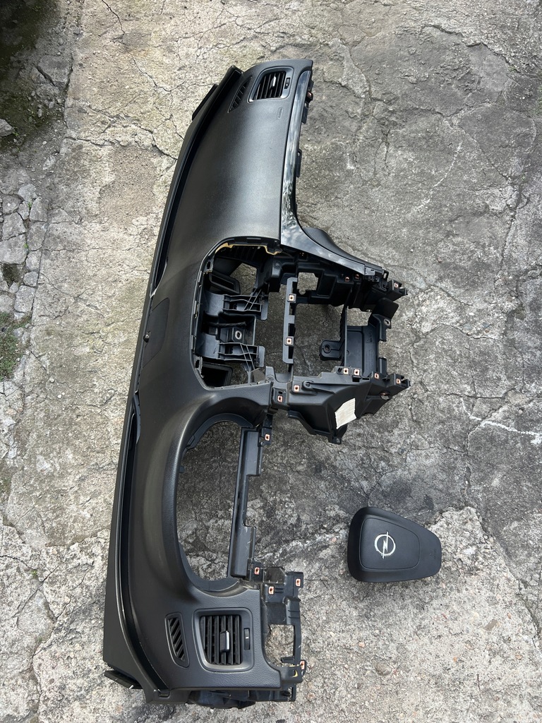 фото №1, Панель приладів панель приладів консоль оригінал insignia