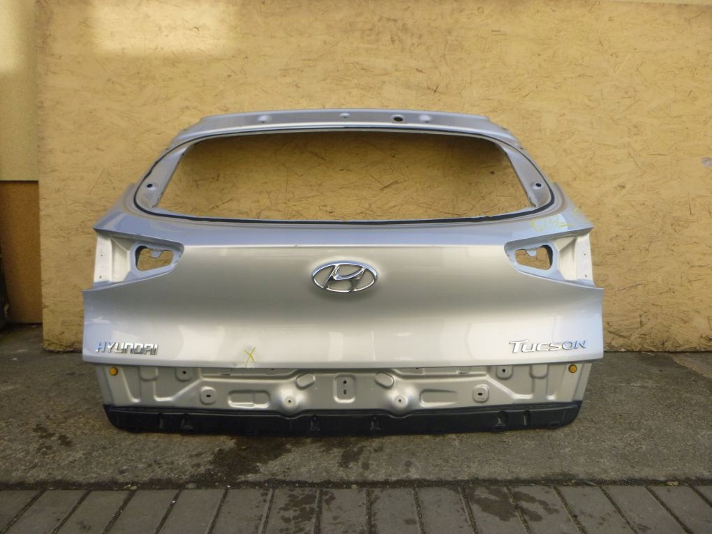 фото №1, Hyundai tucson ii 2 3 iii 2015- крышка багажника задняя