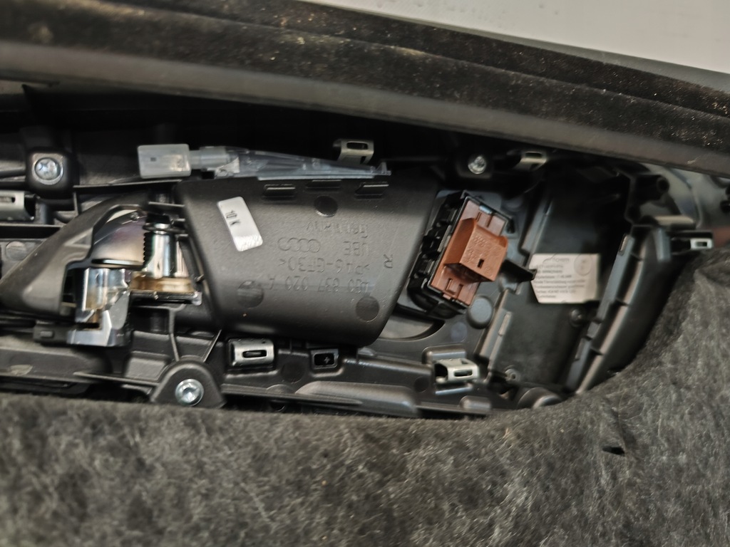 фото №13, Обшивка дверь перед правый кожа audi a6 c7 коричневый