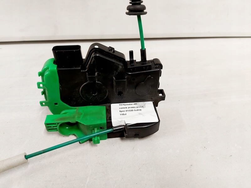 фото №1, Hyundai i40 замок правий перед 5pin 81320-3z010