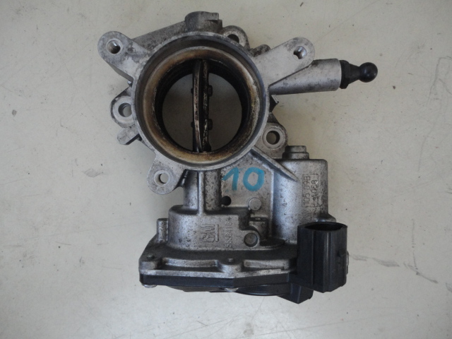 фото №1, Дроссельная заслонка 55564164 opel insignia 2.0 cdti