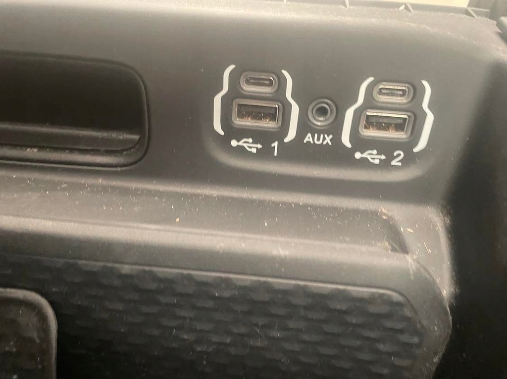 фото №12, Ram 19- подлокотник туннель средний usa