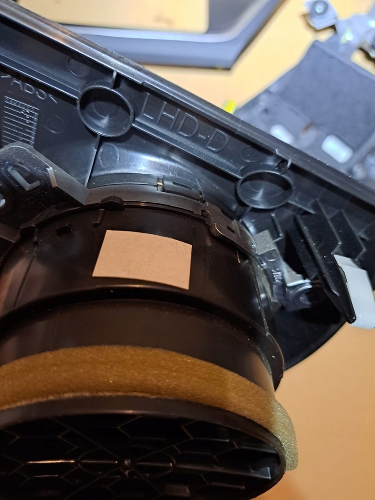 фото №4, Решітка обдув ліва toyota auris ii 2014 rok