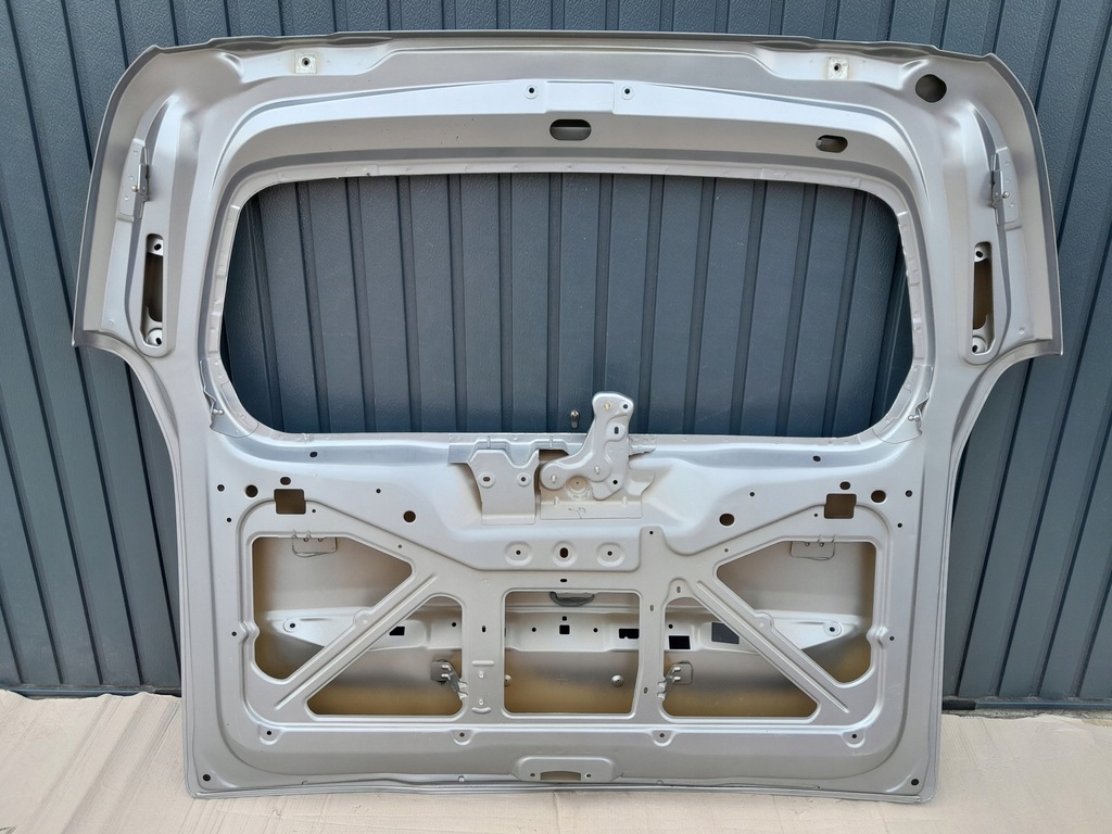 фото №7, Крышка багажника задняя задняя toyota proace city 18-