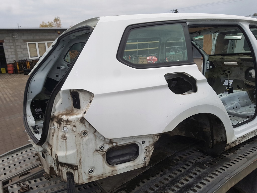 фото №1, Vw passat b8 kombi крыло четверть правая задняя lc9a