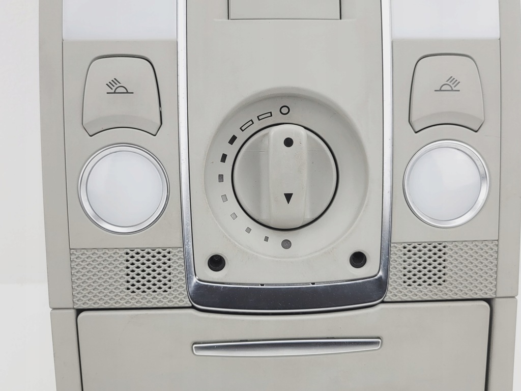 фото №5, Audi q7 4l лампа лампа освещение потолочный потолка home link 4l0947135m