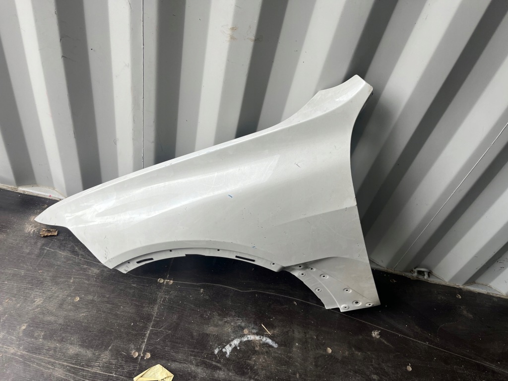 Купить Bmw x7 крыло  левое