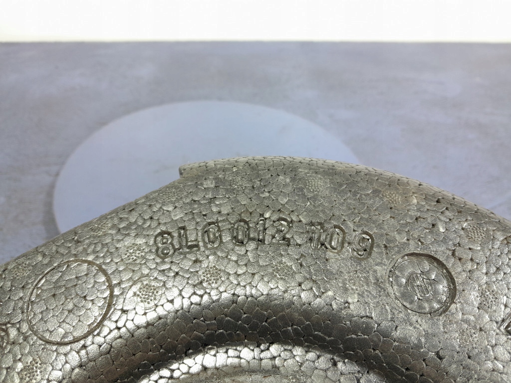 фото №6, Audi a3 8l вкладыш колеса запасного домкрат ключ 8l0012109