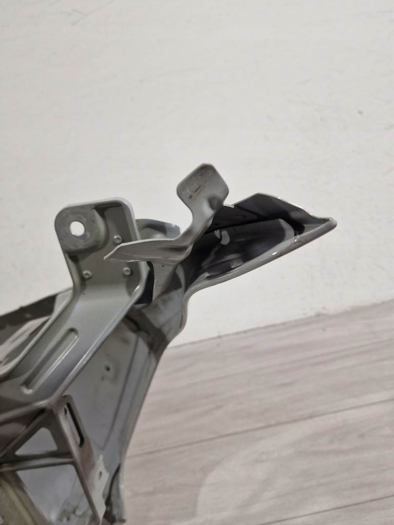 фото №11, Porsche taycan крыло левый передний