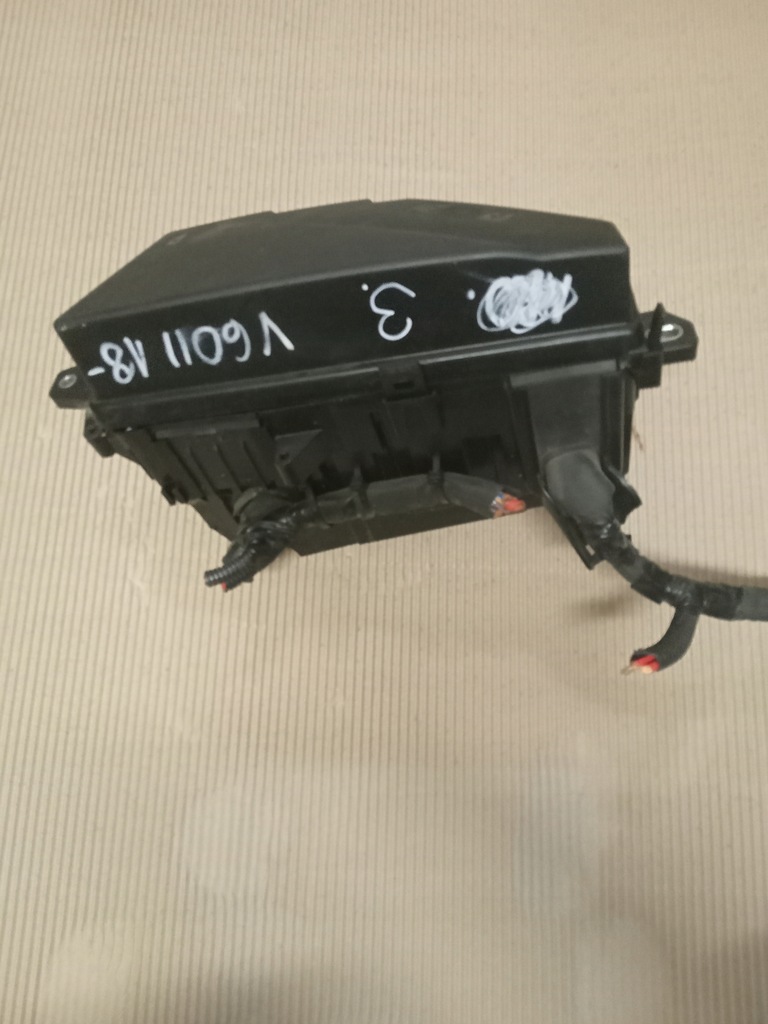 фото №3, Volvo v60 ii коробка предохранителей