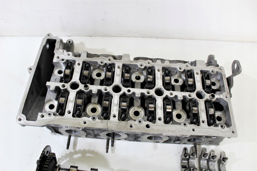 фото №16, Головка комплектная с распредвалы n47d20a bmw e60