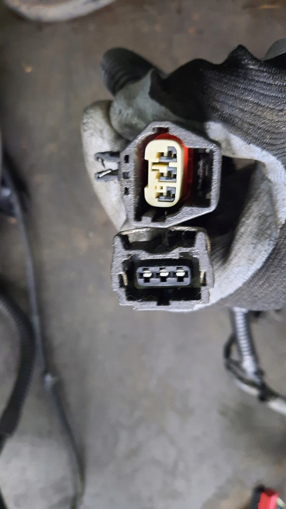 фото №14, Электропроводка жгут двигателя volvo s60 2.4 d5