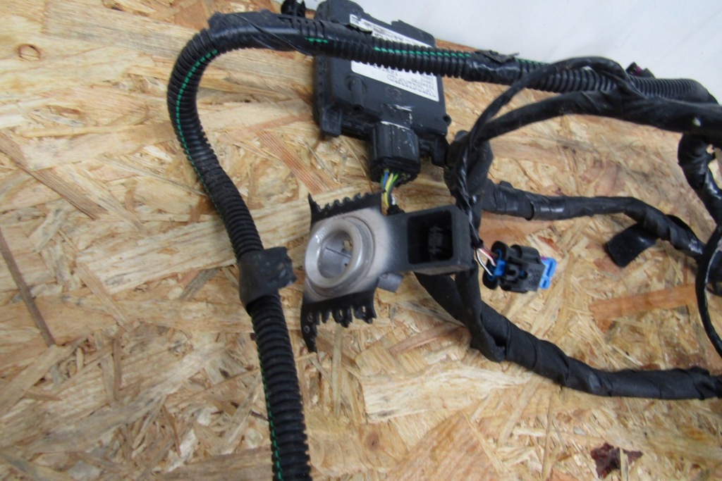 фото №10, Радар датчик датчик мертвого pola джгут pdc бампера задня volvo xc60 ii 2