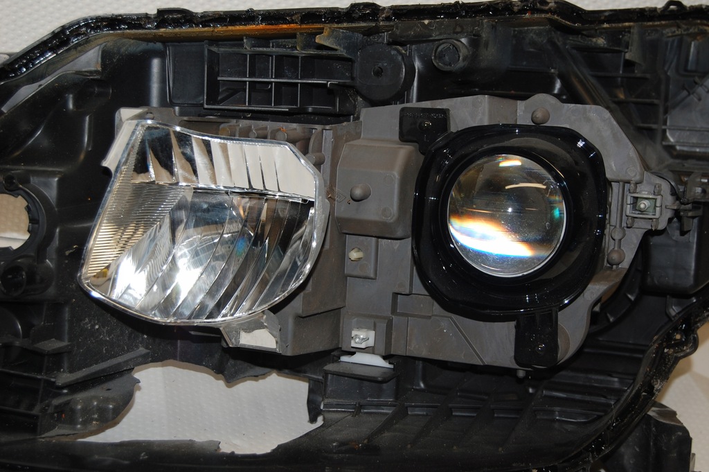 фото №2, Renault alaskan full led pure vision левая рамка внутренняя