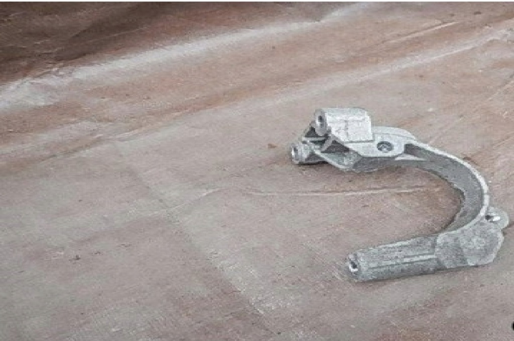 Купити Opel insignia a opc 2.8 325km кронштейн опора міст перед привідний вал