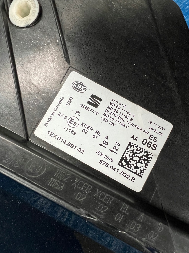 Seat ateca рестайлінг  правий фара full led в Україні