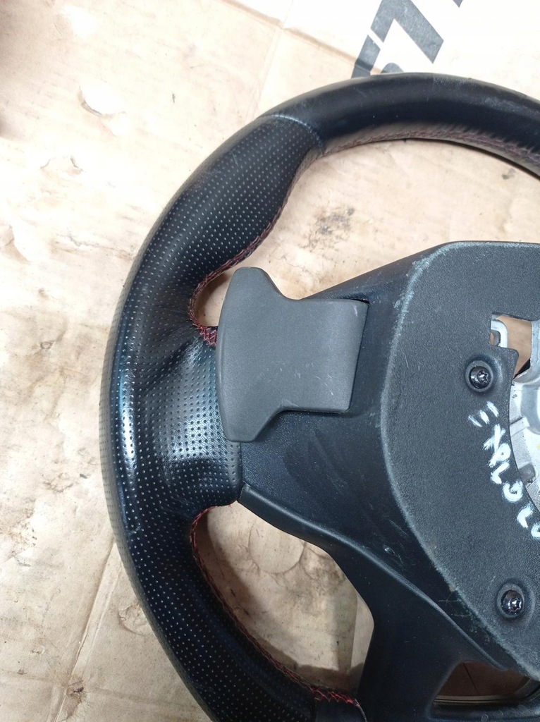 фото №9, Повітропровід ford explorer vi мультифункція пелюстки перемикання #1