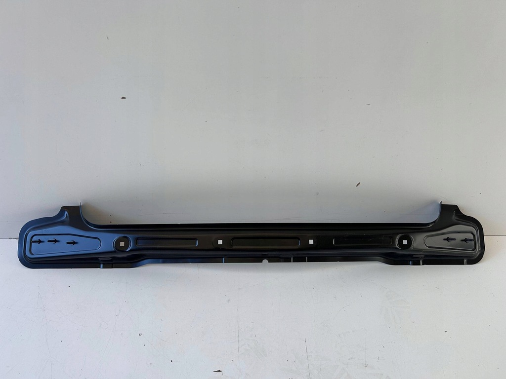 фото №1, Audi a1 82a pas задняя 82a813307 ta оригинал