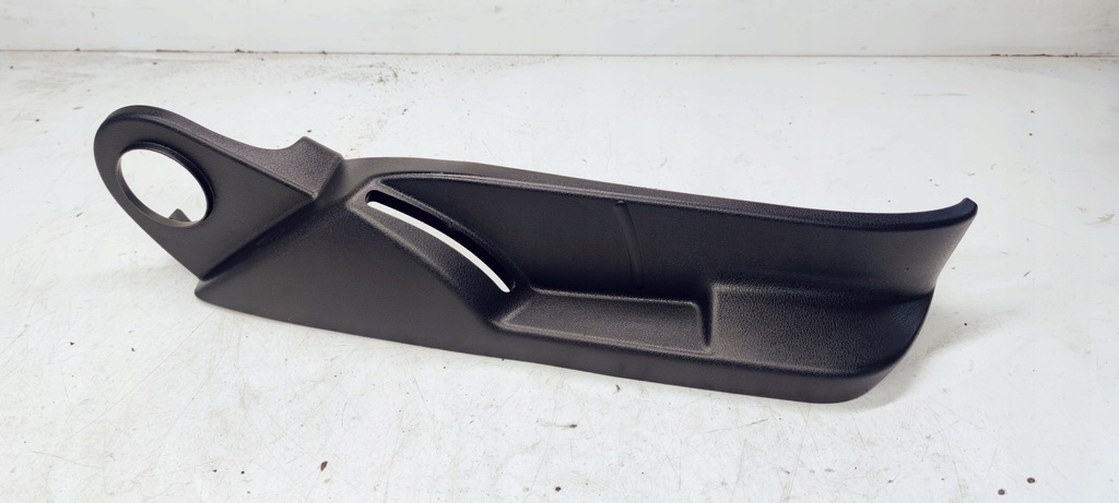 фото №1, Защита заглушка сиденье правая audi a3 8p 8p0881326a