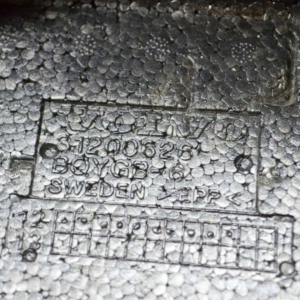 фото №6, Volvo v60 2012 інше елементи оздоблення багажника