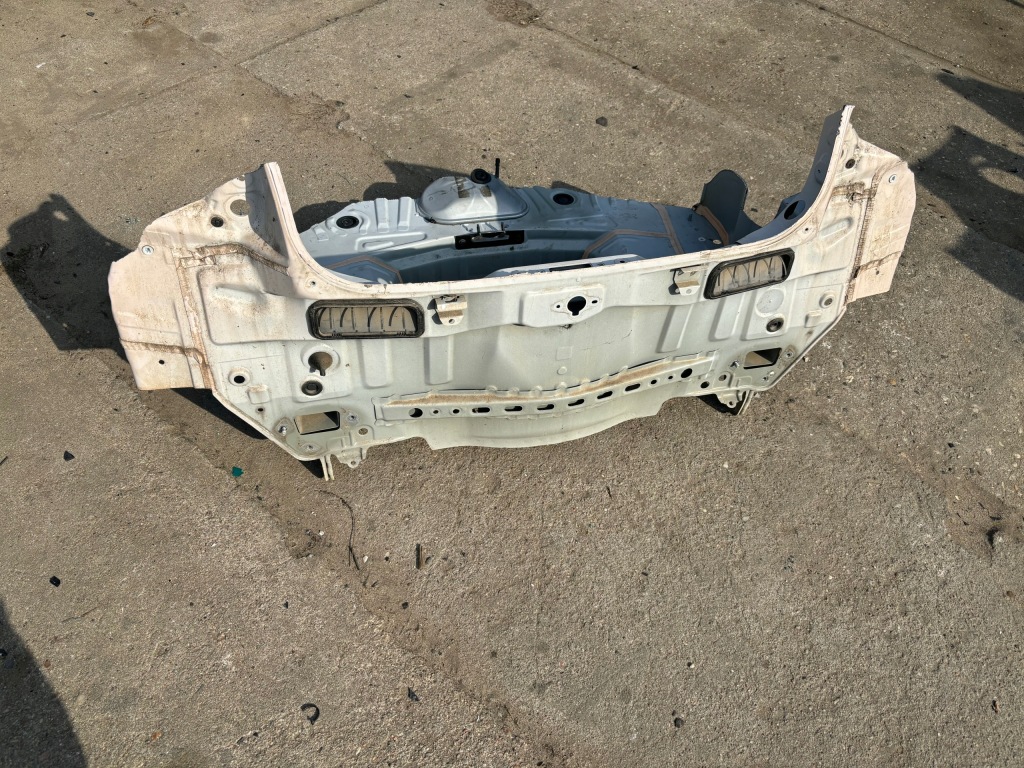 Купити Peugeot 108 citroen c1 2 рестайлінг  ремінь задній піддон epe 2021 рік