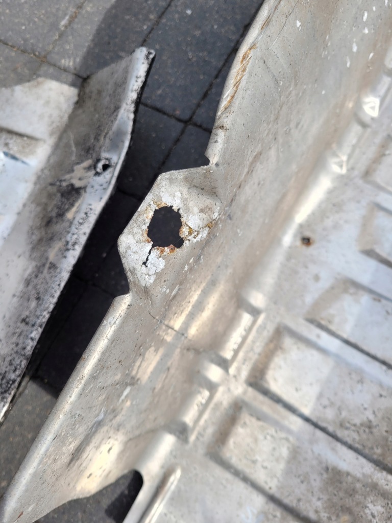 Mercedes sl r129 3.2 защита тепловые Оригинал