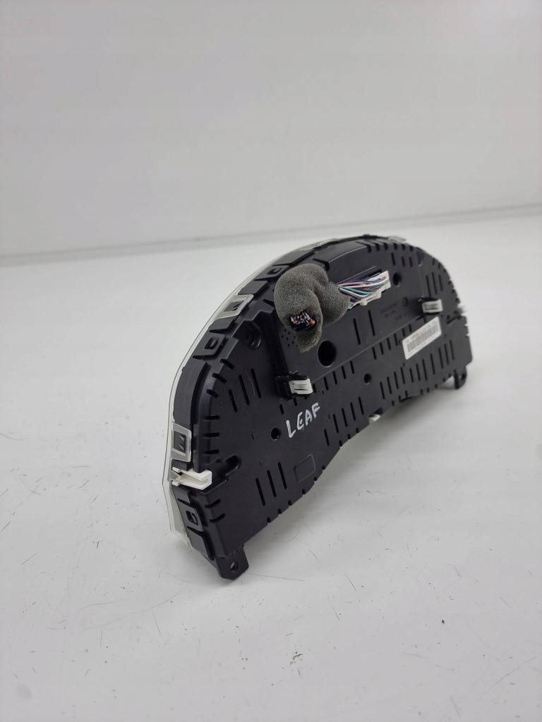 Nissan leaf 1 ze0 2017 панель / спидометр с Разборки