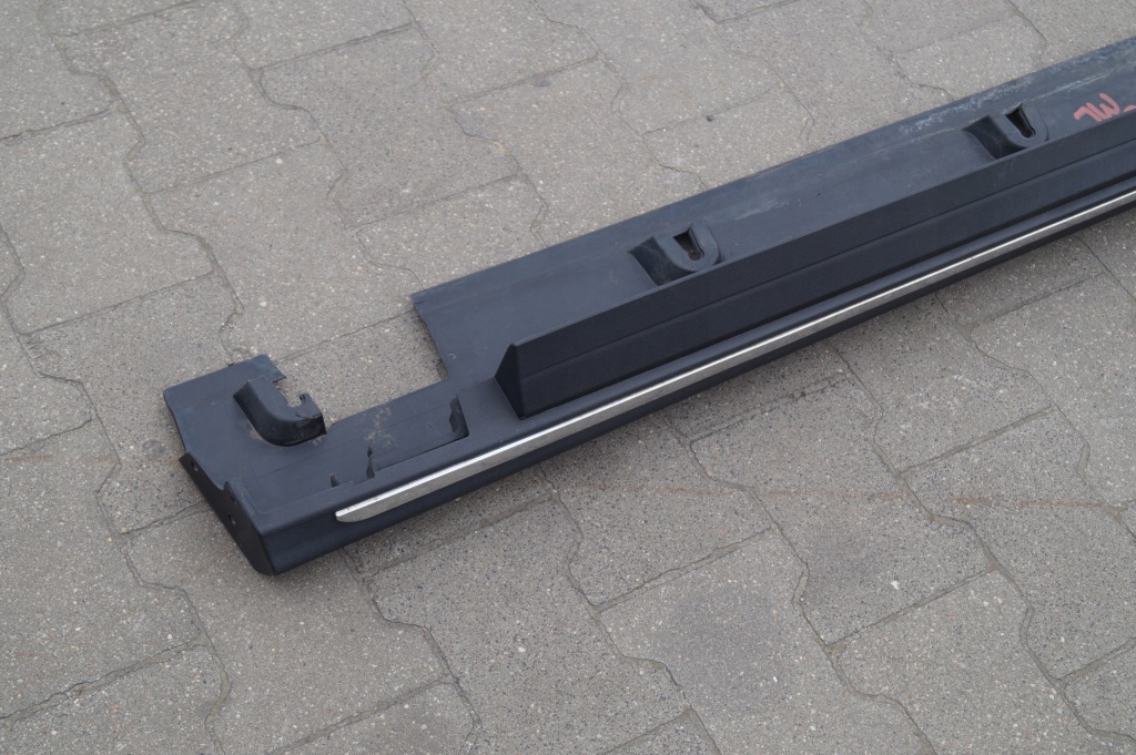 Молдинг порог перед левая mercedes ml w166 a166 Доставка