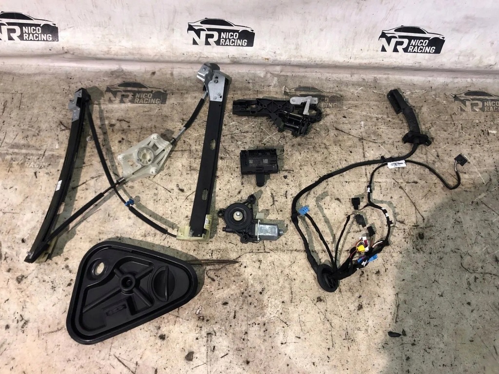 фото №1, Запчасти дверь правый перед seat leon iv