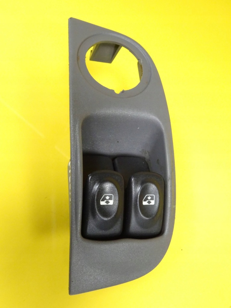фото №1, Переключатель панель окон renault megane i 7700429070 / 429998k nr1963