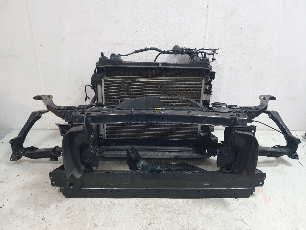 фото №1, Jaguar f-pace x761 2.0b pas передній балка радіатор super стан