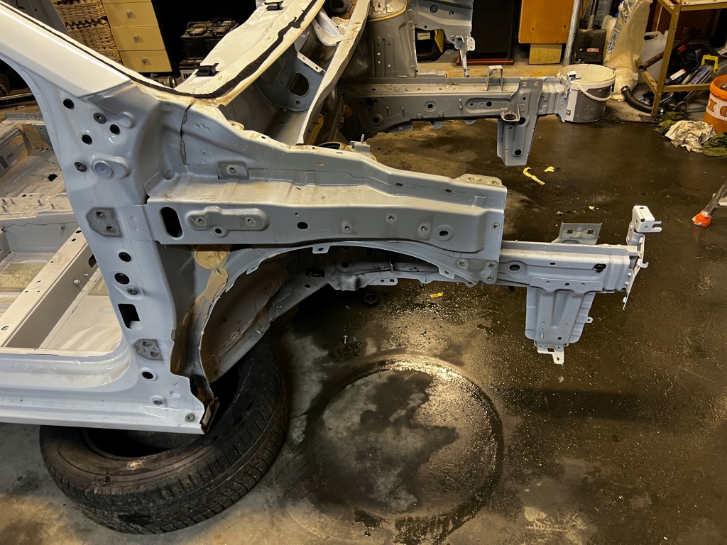 фото №11, Четверть перед лонжерон блок двигателя порог крыша dacia sandero 2023 iii 3