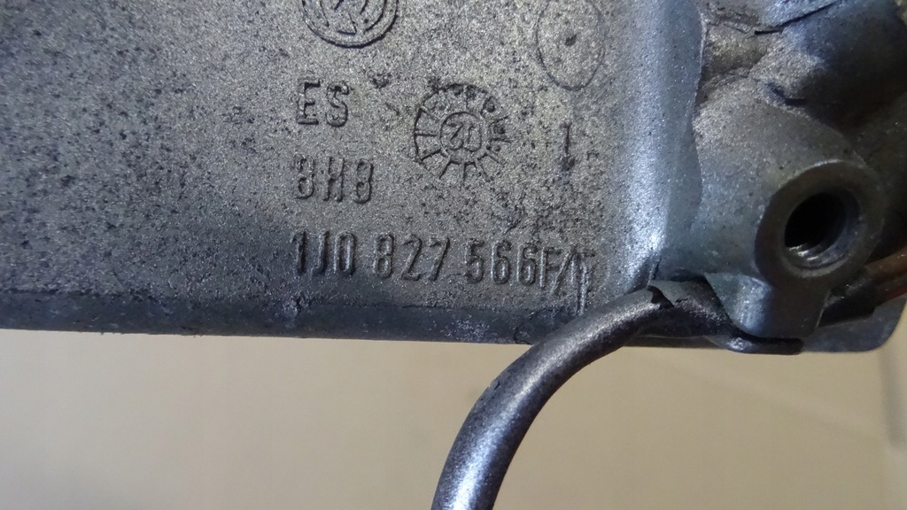 фото №4, Golf iv 4 ручка кришки задня багажника