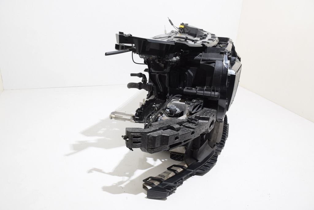 фото №9, Bmw 7 g70 i7 xdrive60 перед бампер pas передний радиатор радар