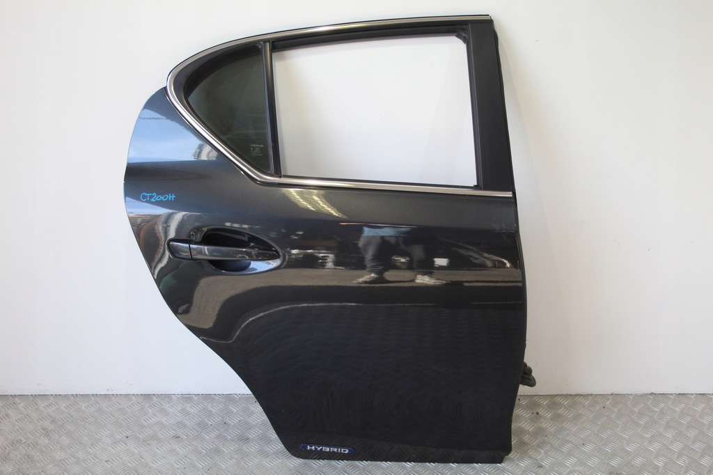 фото №1, Дверь правый задняя задние lexus ct200h