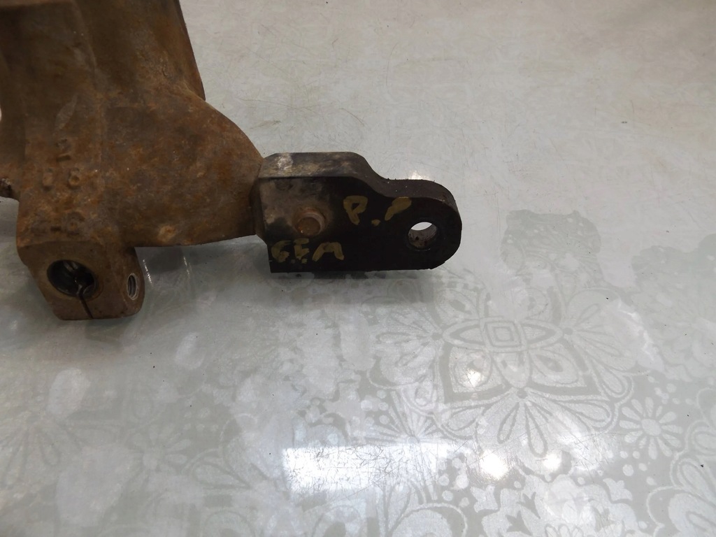 фото №3, Gem e2 поворотный кулак правый перед