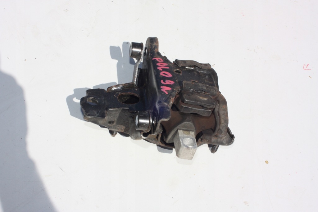 фото №1, Подушка двигателя vw polo 9n lift 1,2 v6
