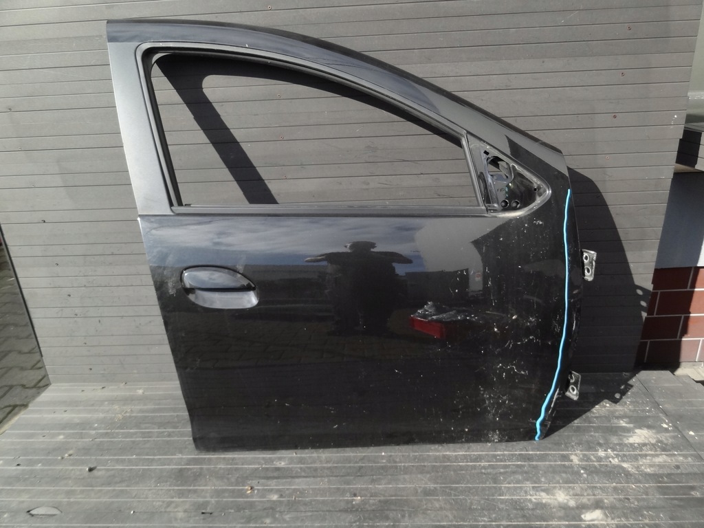 фото №1, Dacia duster ii 2018 дверь передние правое полный оригинал