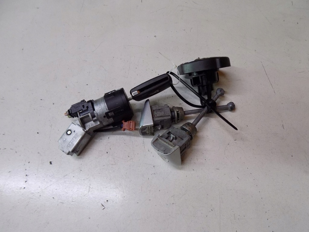 фото №5, Peugeot 308 t7 замок зажигания ключ вкладыши крышка