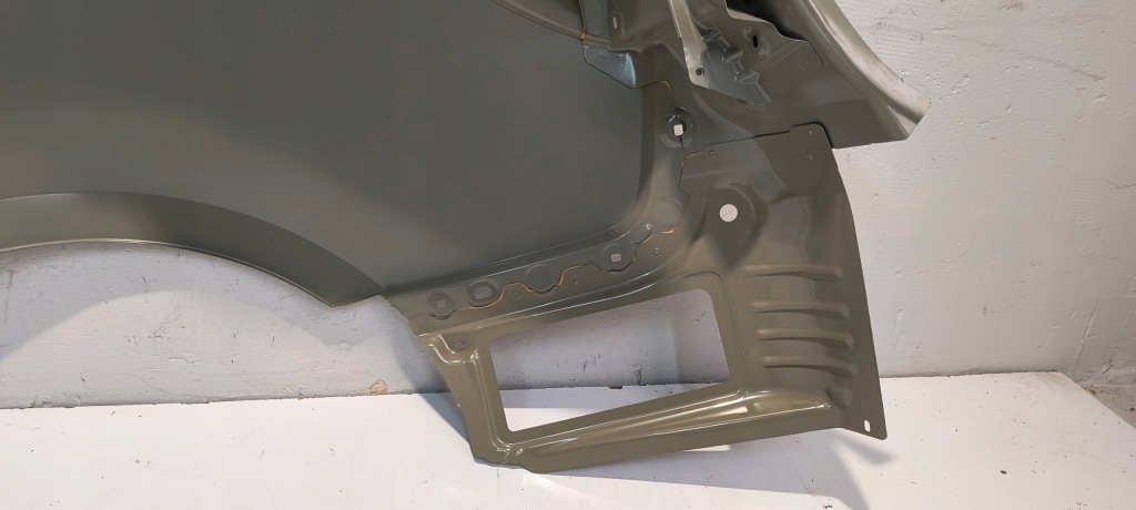 Крыло  правый  задняя обшивка tesla model 3 17- с Разборки