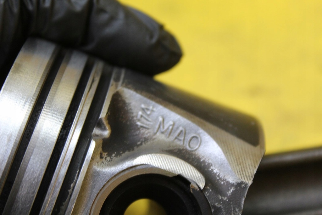 фото №10, Поршень шатун galaxy golf iv sharan fl 1.9tdi 038g