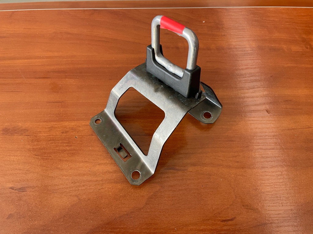 фото №1, Засов капот левый volvo xc90 ii 31371486